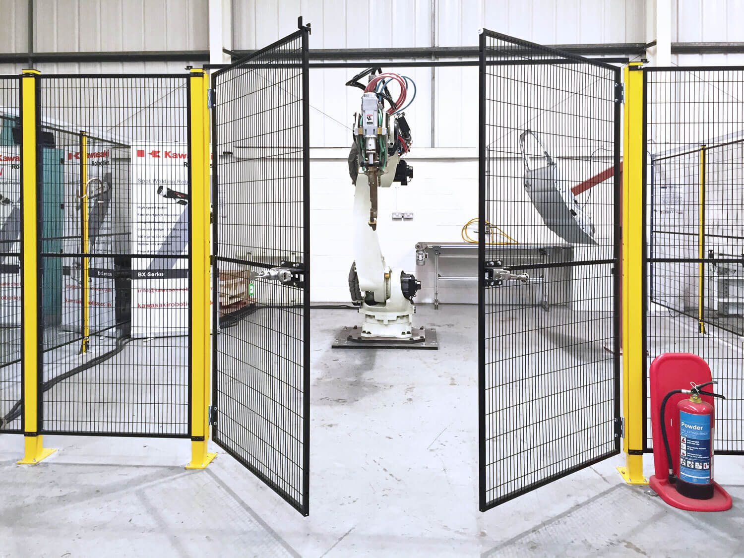 Installation pic of Satech STRONG featuring double hinged door