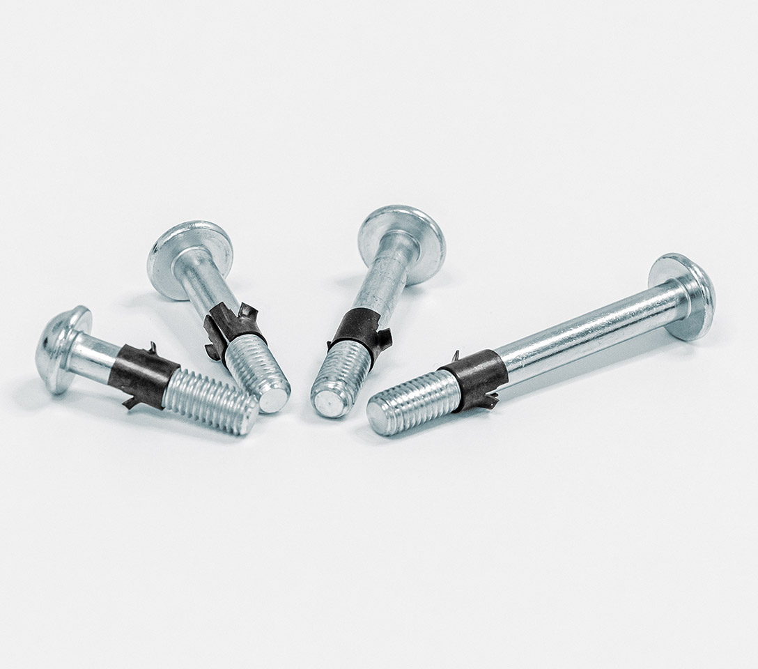 La nuova Viteria BHC a brugola di Satech è disponibile in quattro misure, per adattarsi ad ogni combinazione piantana/pannello e pannello/pannello.